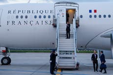 Macron viaja a Nueva Caledonia en medio de disturbios