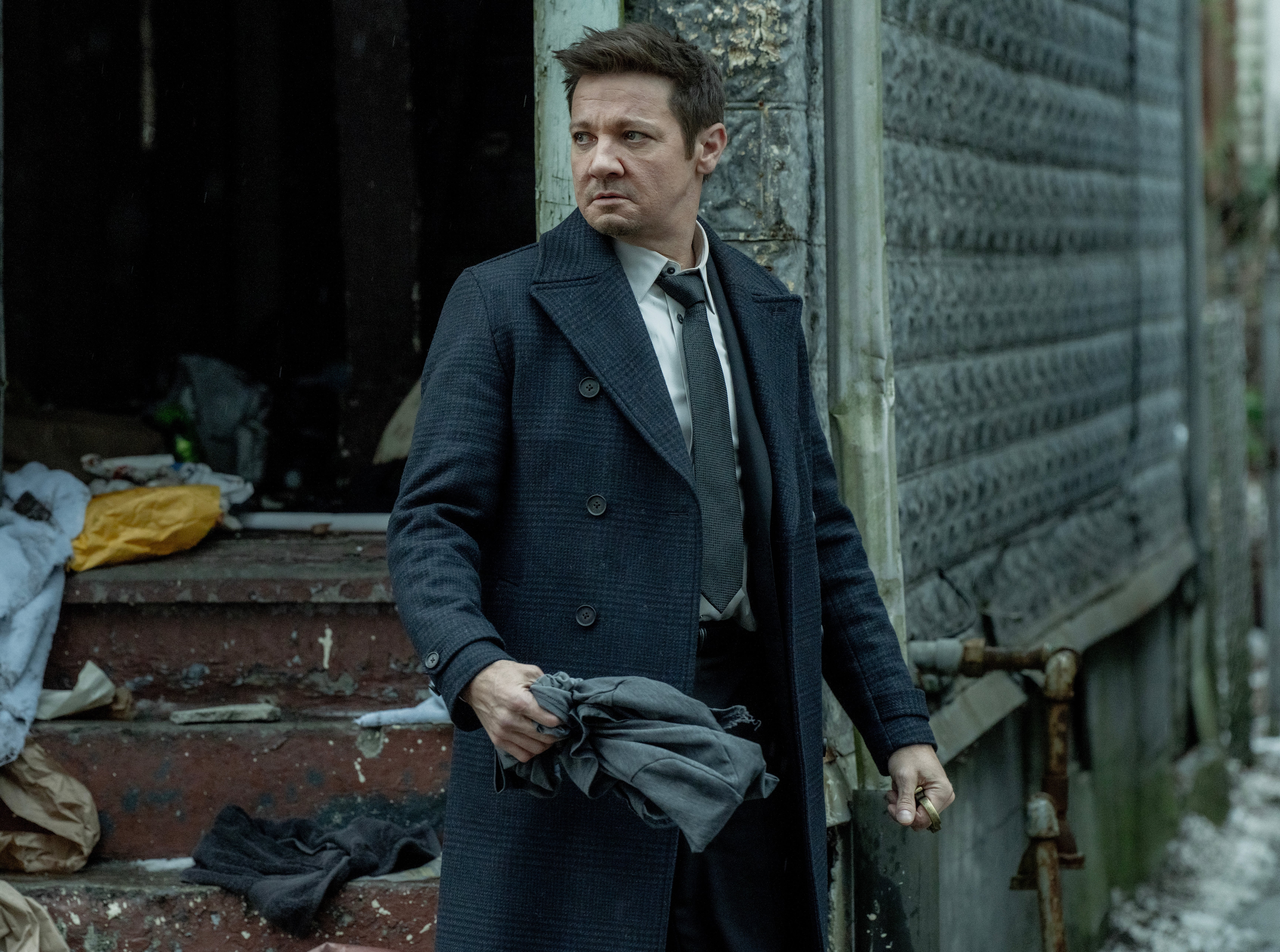 Jeremy Renner protagoniza ‘El jefe de Kingstown’