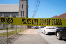 Dos muertos, tres heridos en tiroteo en compañía en Pensilvania