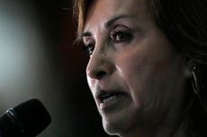 Ministro peruano dice que presidenta Boluarte sufre acoso político en jornada contra el bullying
