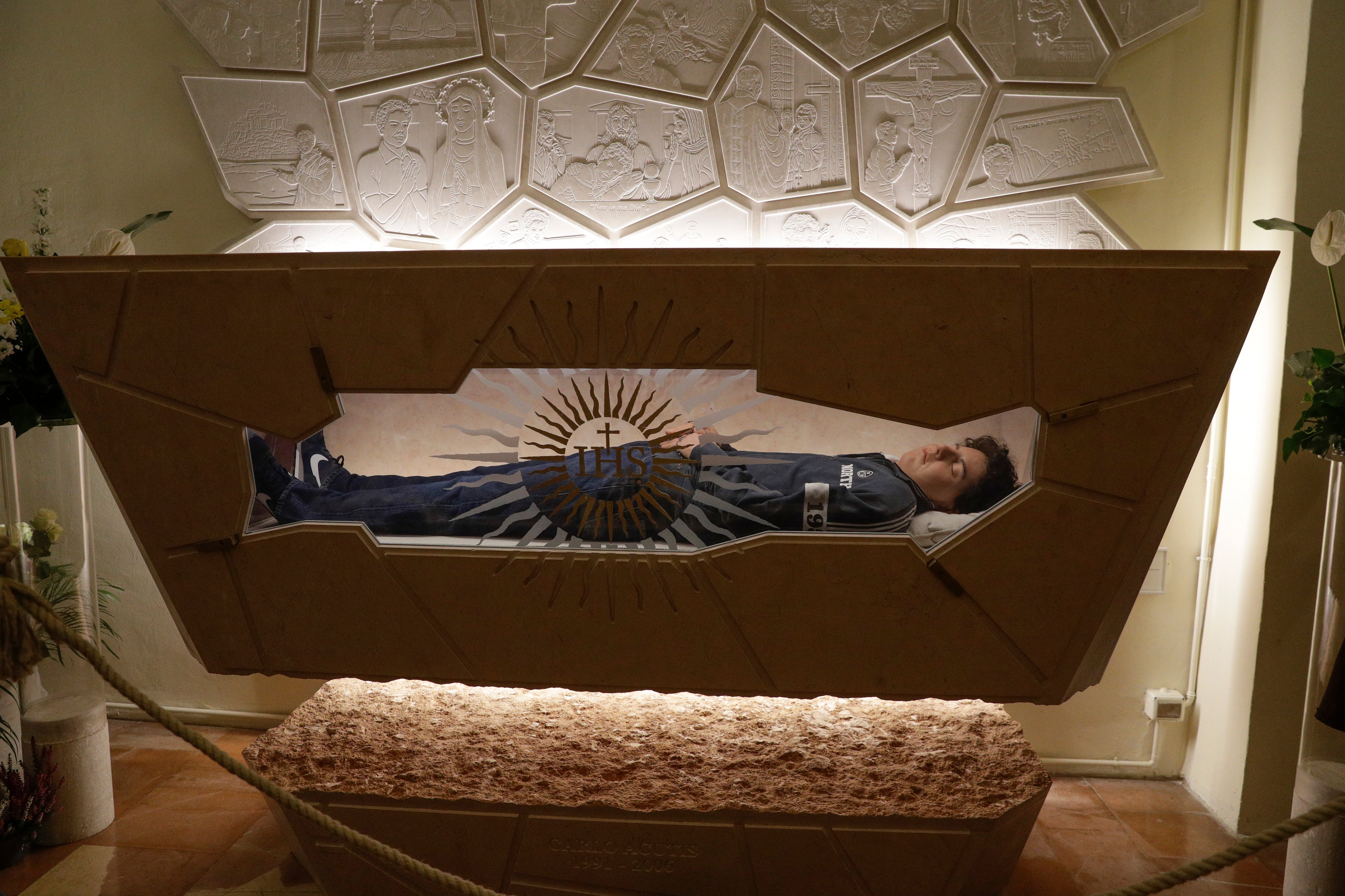 ¿Quién es Carlo Acutis? Lo que necesitas saber sobre el nuevo santo millennial