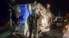 Accidente entre autobús y tren de carga deja 4 fallecidos y 36 heridos en Perú