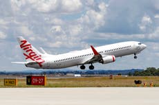 Policía de Australia arresta a un hombre acusado de correr desnudo durante un vuelo
