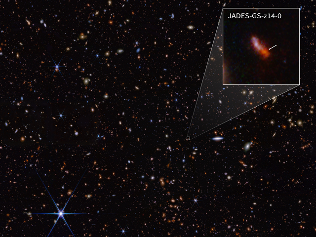 <p>Esta imagen infrarroja del telescopio espacial James Webb de la NASA (también llamado Webb o JWST) fue tomada por la cámara NIRCam (cámara de infrarrojo cercano) para el programa del Estudio extragaláctico profundo avanzado del JWST (JADES)</p>