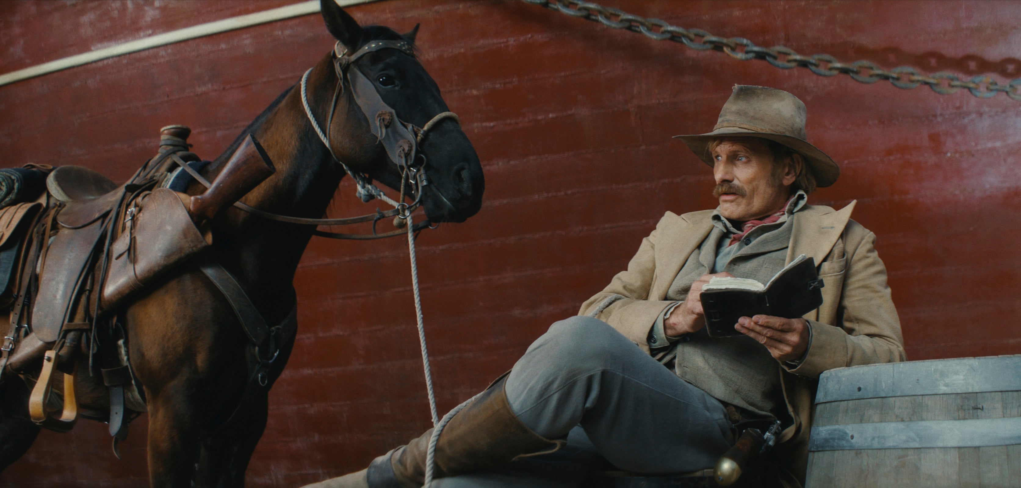 THE DEAD DON’T HURT-VIGGO MORTENSEN