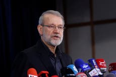Expresidente de parlamento de Irán, Ali Larijani, se registra como posible candidato a presidente