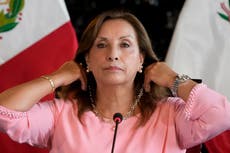 Presidenta de Perú reacciona tras incidente de su equipo de seguridad con periodistas