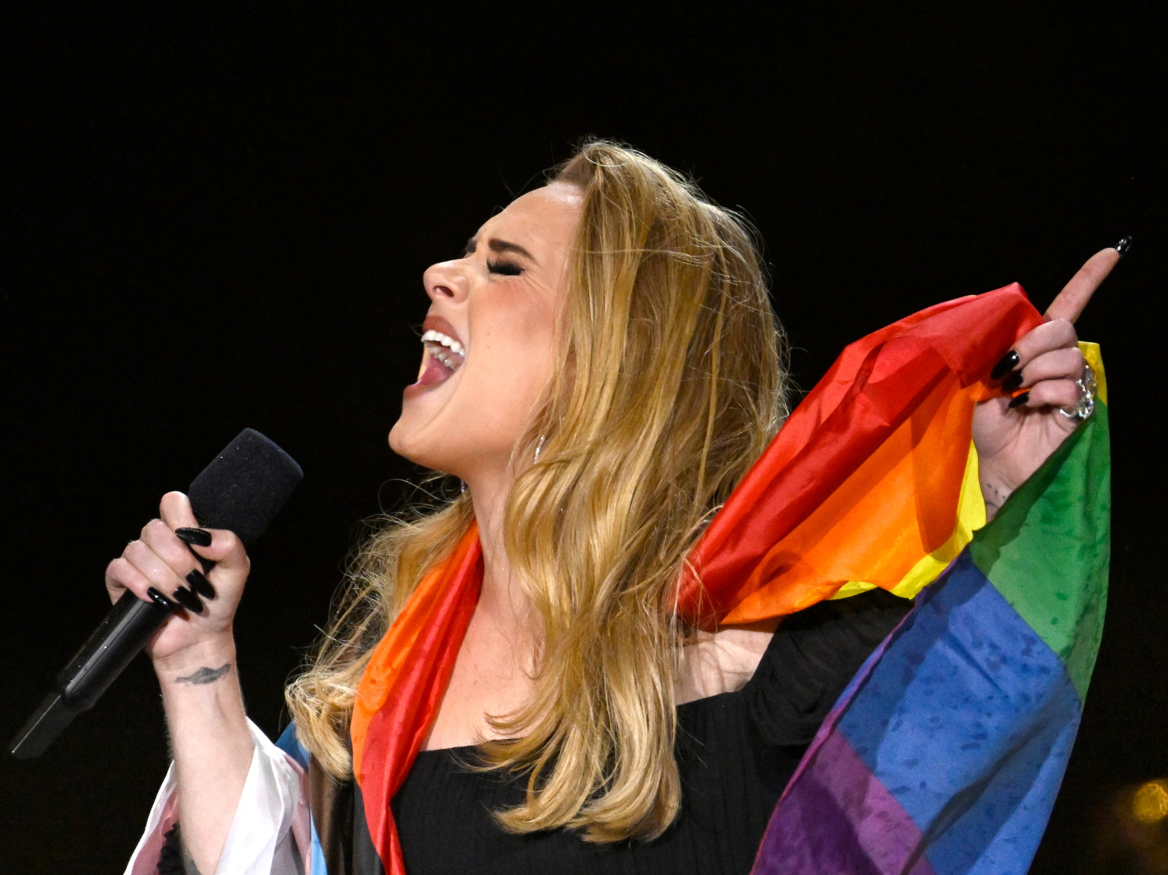 Adele ha sido una firme defensora del orgullo gay a lo largo de los años