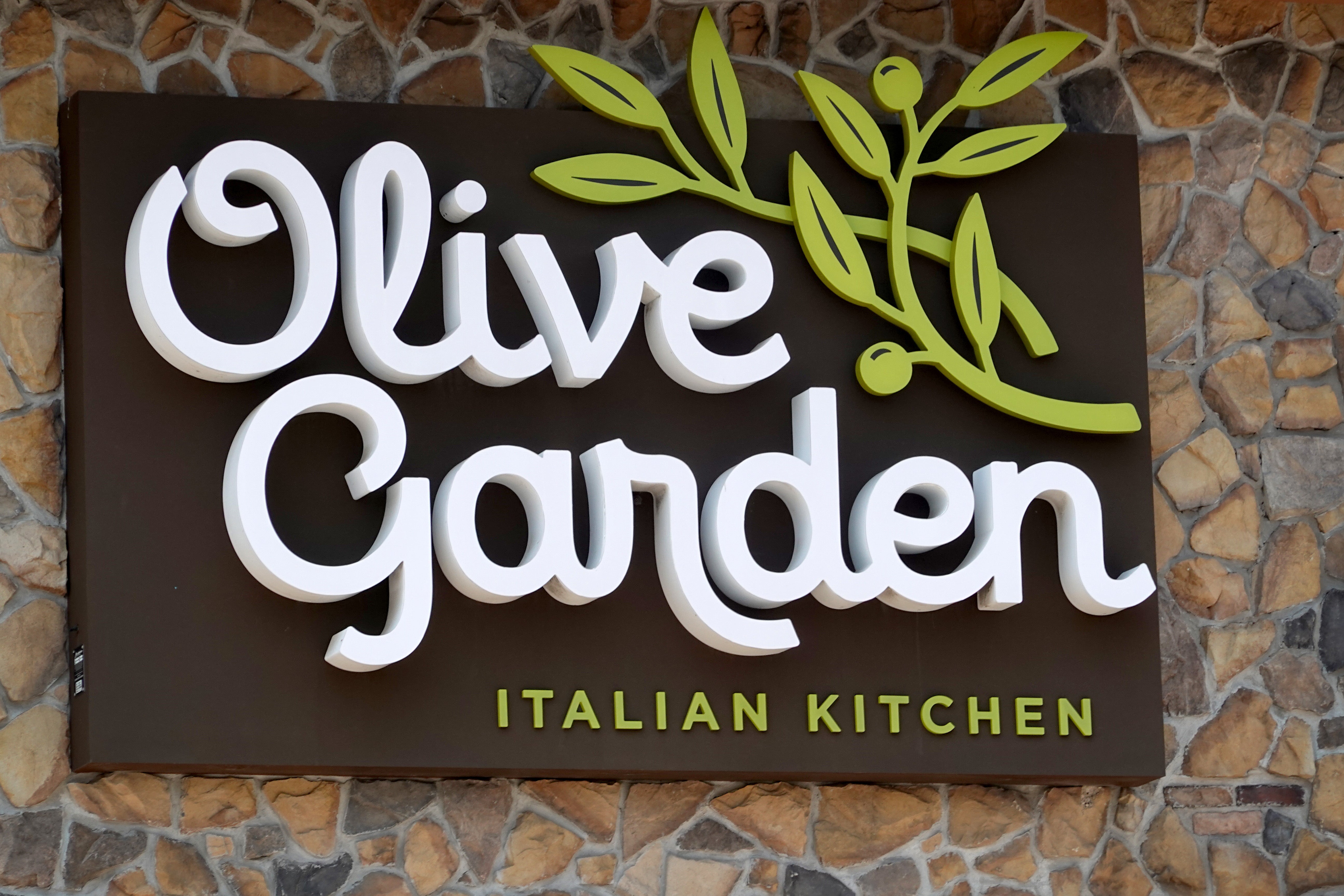 Olive Garden también respondió a la publicación viral pidiendo a la clienta que se pusiera en contacto con ellos