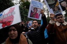 Turquía pide a China proteger derechos de los uigures musulmanes