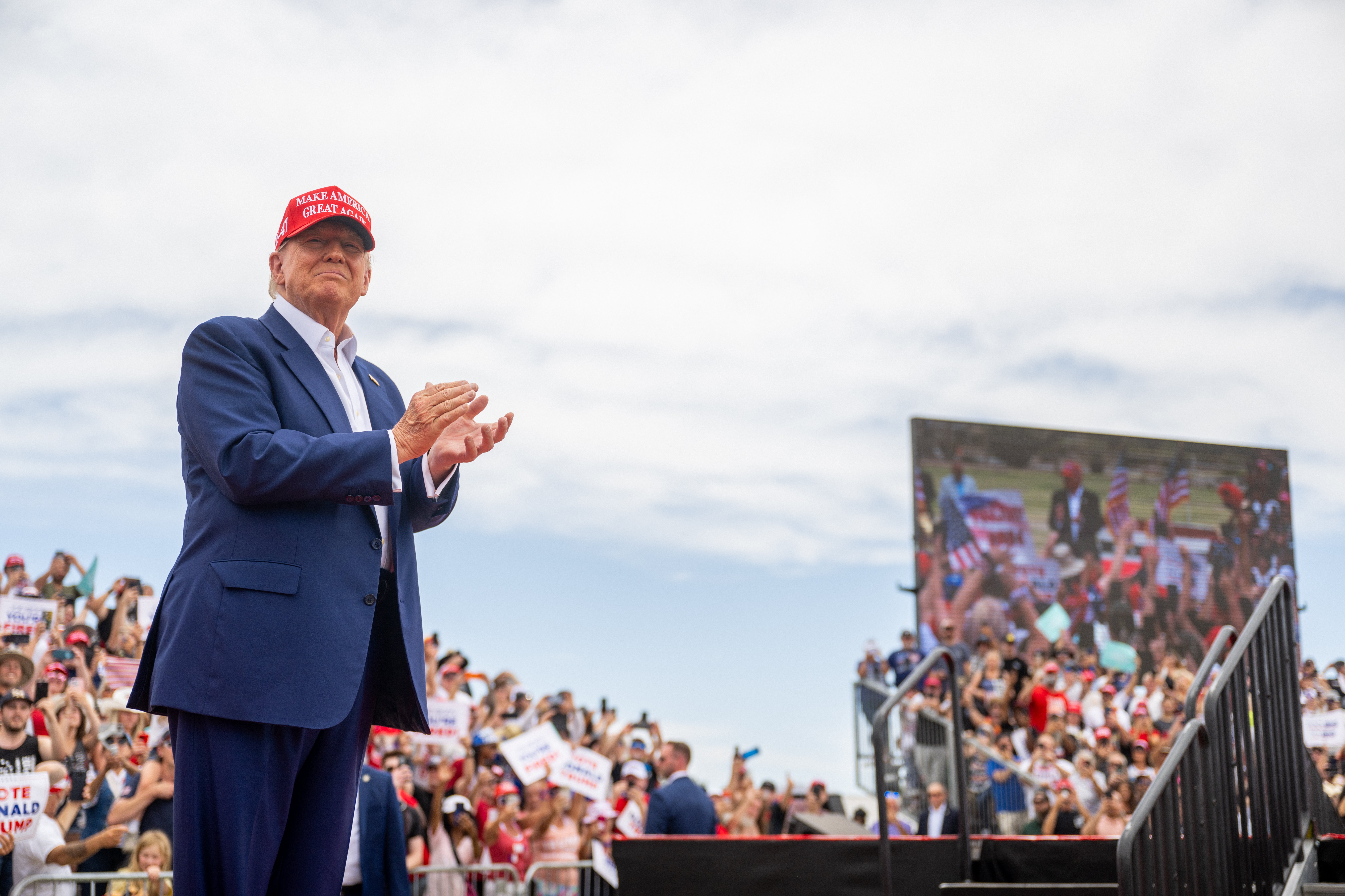 Donald Trump se presentó en un acto de campaña en Las Vegas, el 9 de junio. Ahora, los demócratas crearon un equipo de trabajo para luchar contra el plan de acción conservador en caso de que el expresidente regrese a la Casa Blanca.