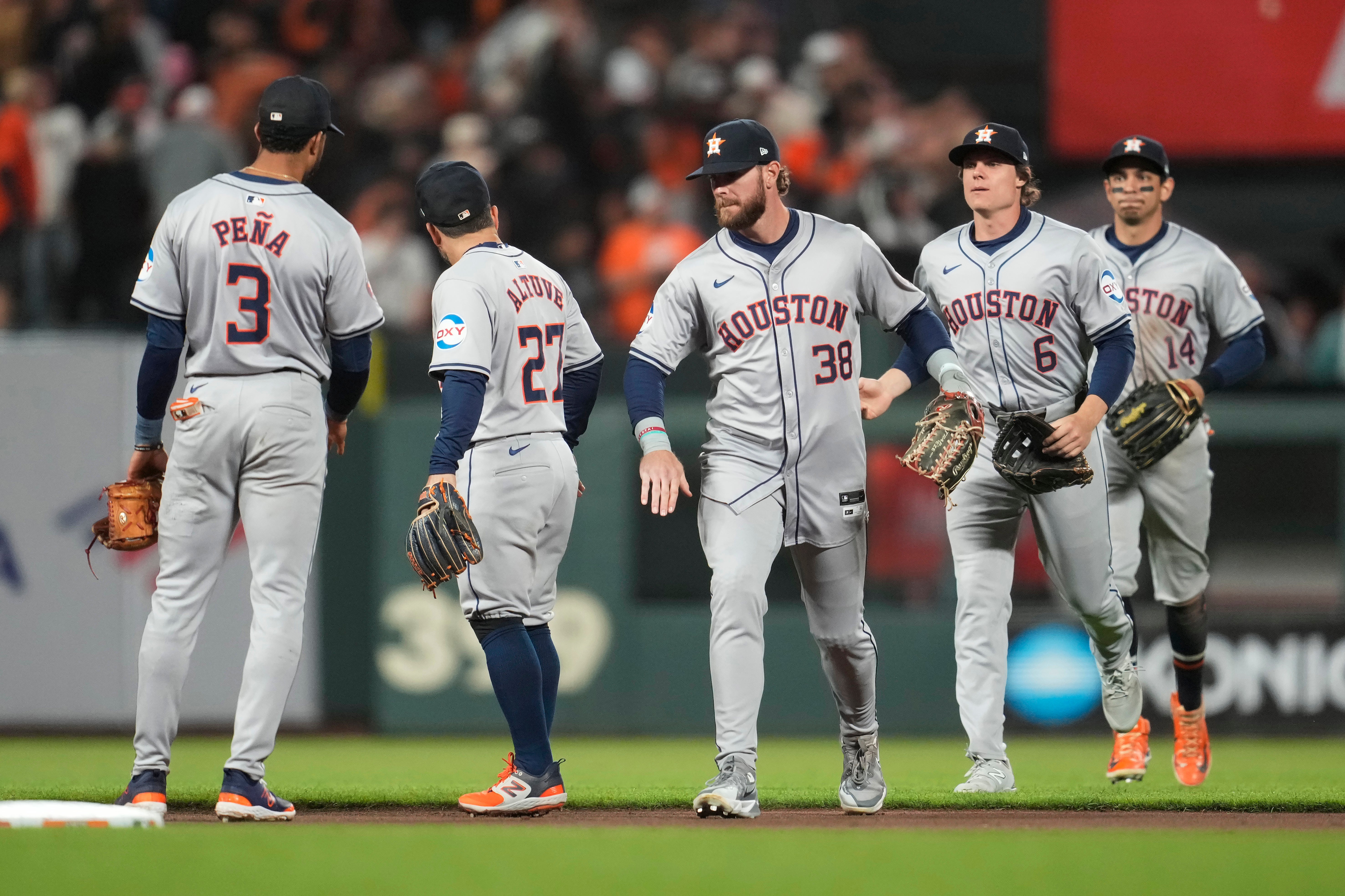 ASTROS GIGANTES