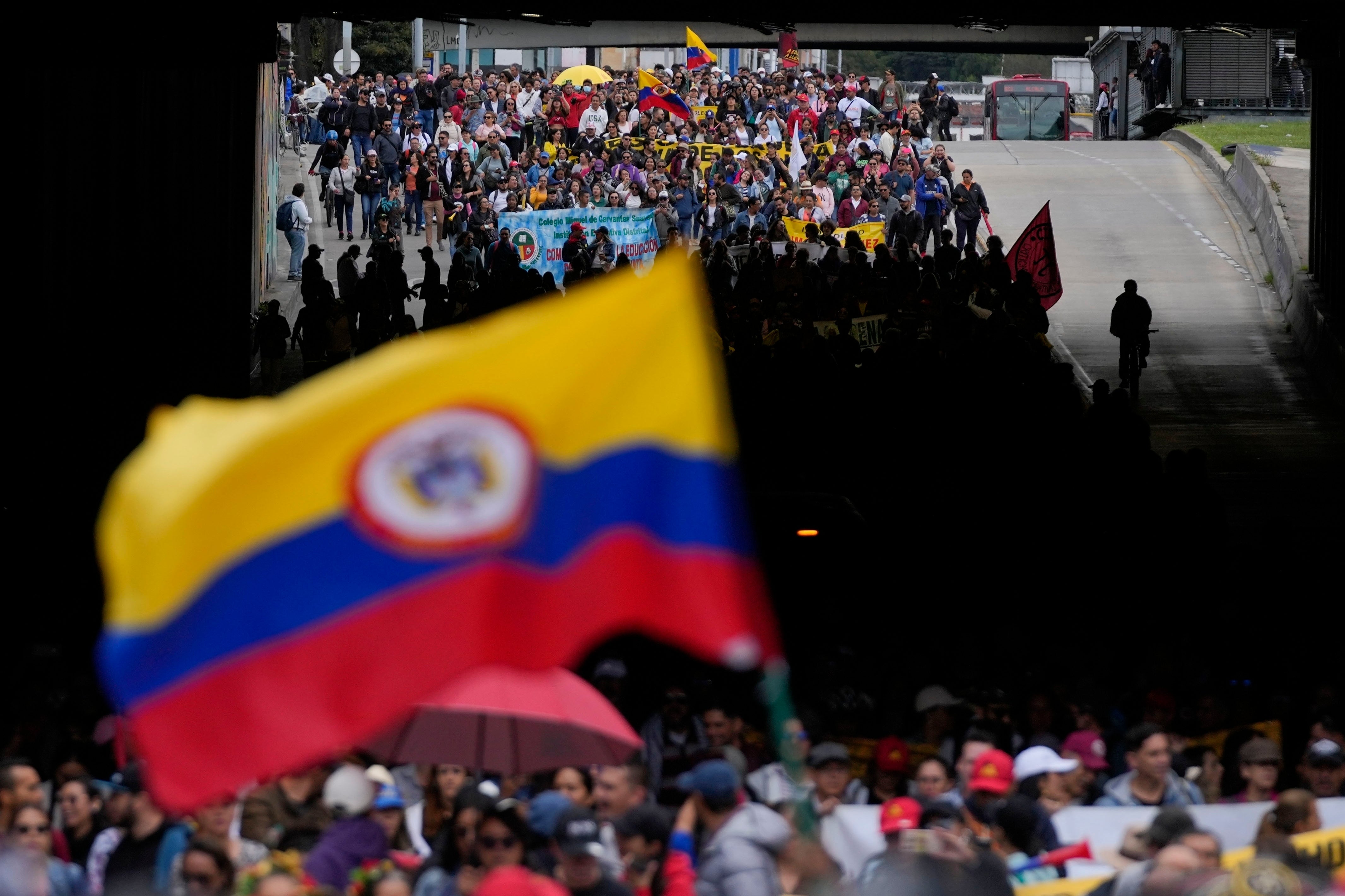 AMS-GEN COLOMBIA-PROTESTA MAESTROS