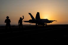 Ejército de EEUU ataca radares hutíes en Yemen tras desaparición de marino mercante
