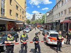 Policía alemana hiere a tiros a hombre que amenazó a agentes en Hamburgo con un hacha