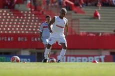 Romario ha vuelto: Es jugador-presidente y ferviente seguidor de revitalizado club en Brasil