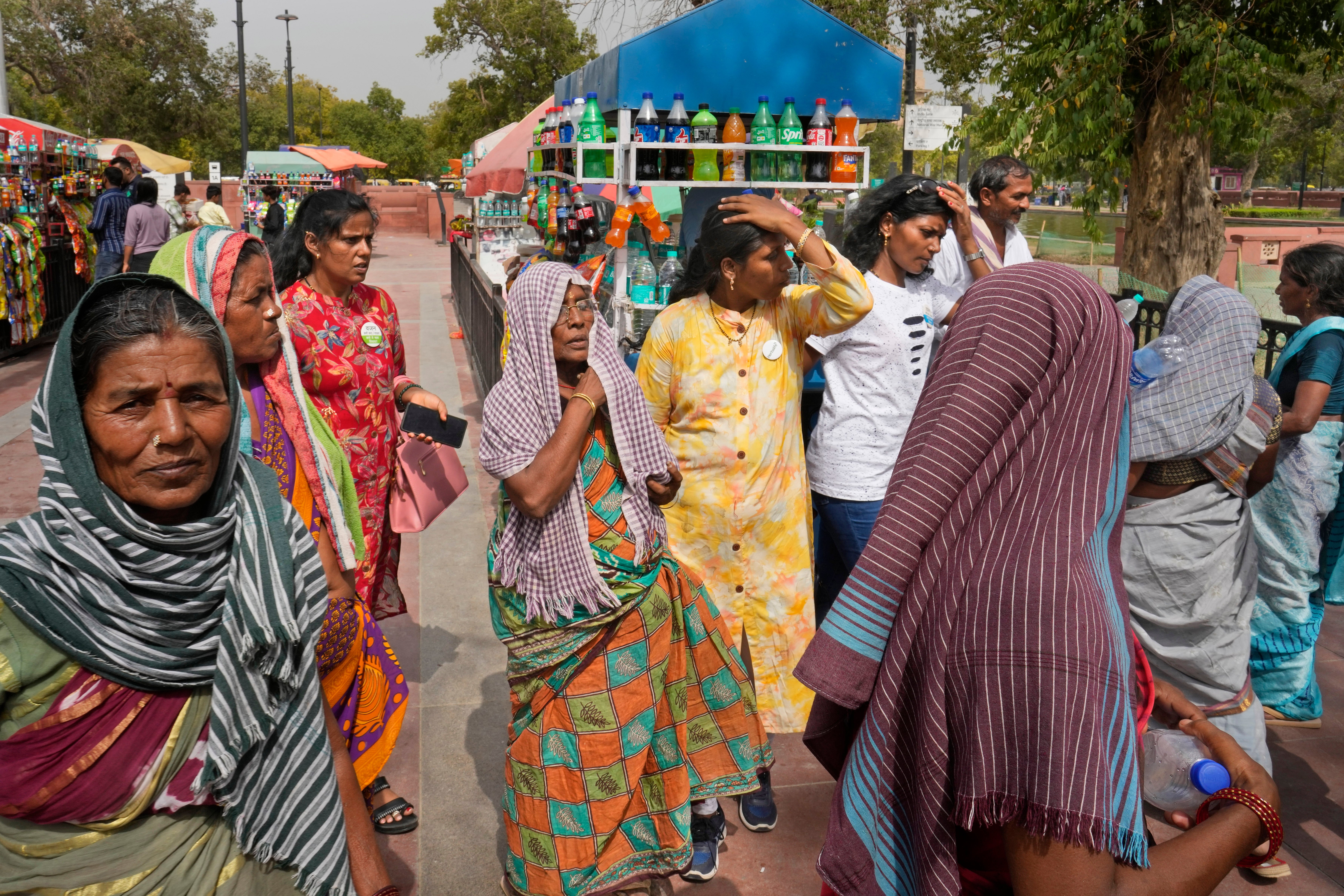 La ola de calor en India provoca más de 100 muertes