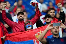 Serbia amenaza con abandonar la Eurocopa si no castigan a Croacia y Albania por sus cánticos