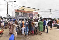 Costa de Marfil lanza campaña para que la gente se inscriba en plan de salud