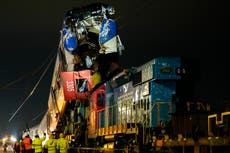 Ministro de Chile apunta a "falla humana importante" en choque de trenes que dejó dos muertos