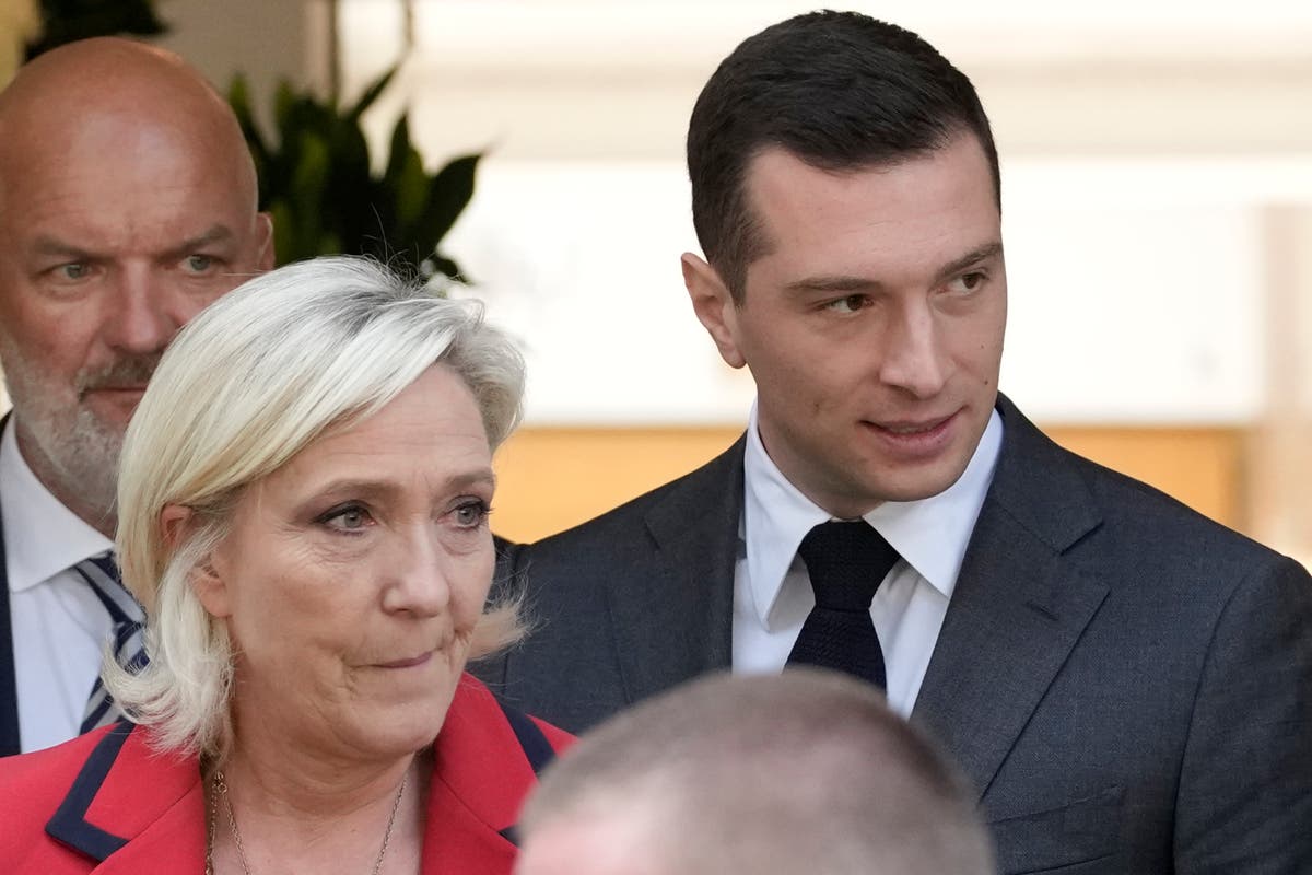 Le leader de l’extrême droite française tente d’apaiser sa politique économique et étrangère