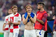 Multa UEFA 105.000 euros a Croacia por conducta inapropiada de su afición en la Euro