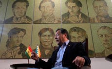 El presidente boliviano orquestó un "autogolpe", afirma su rival político Evo Morales