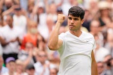 El campeón Carlos Alcaraz debuta con victoria en Wimbledon. Sabalenka se retira por lesión