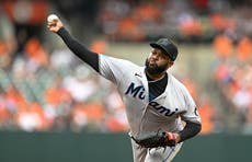 Cueto rescinde contrato de ligas menores con Rangers