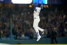 Con sencillo de Teoscar Hernández en la 9na, Dodgers derrotan 6-5 a Diamondbacks