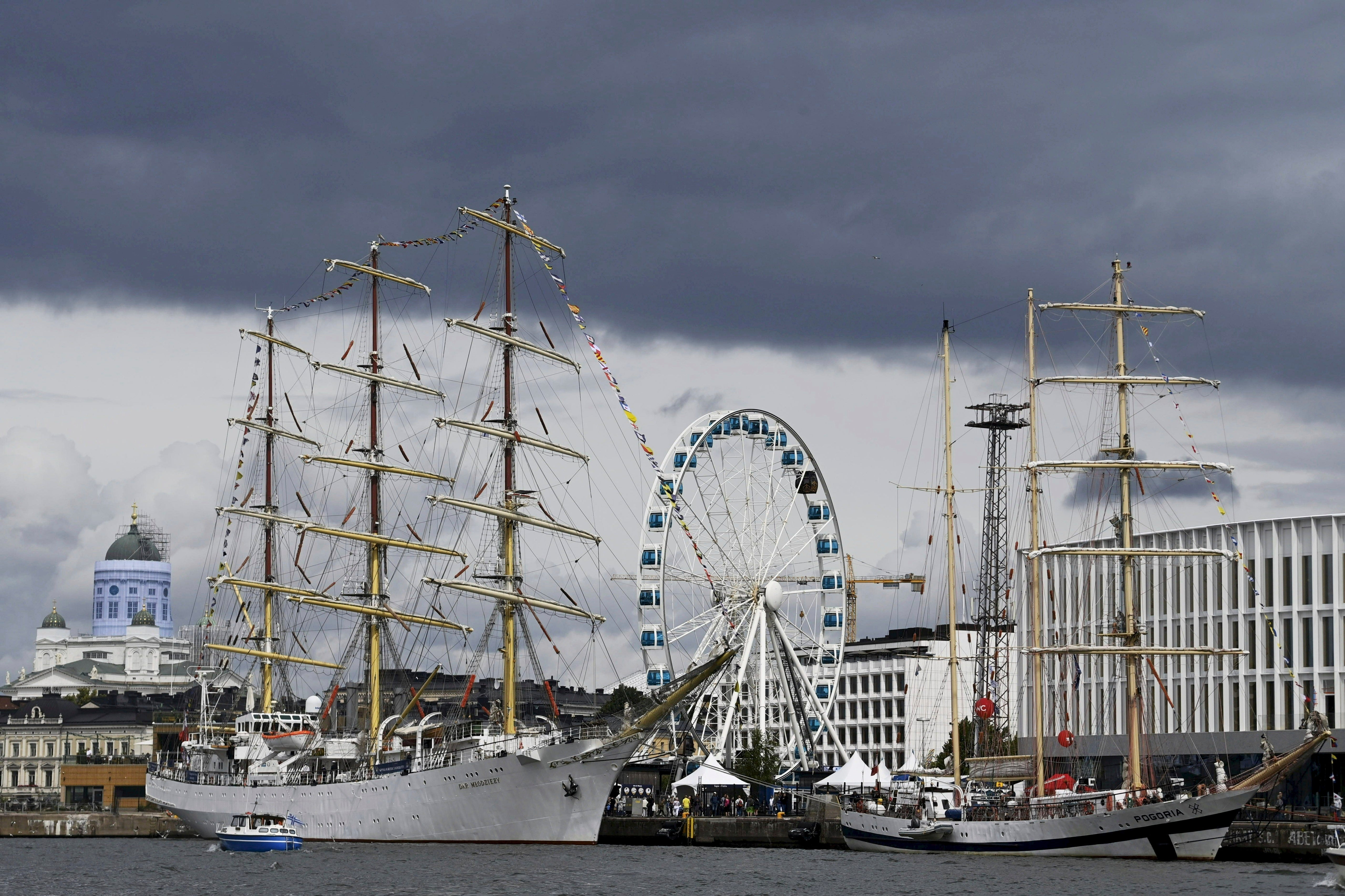 FINLANDIA-REGATA GRANDES VELEROS