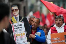 Ecuador vive una jornada de marchas en contra del alza de precios de los combustibles