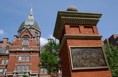 Bloomberg Philanthropies dona $1.000 millones para estudiantes de medicina de Johns Hopkins