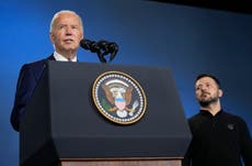 Partidarios de Biden quieren "dejar a Joe ser Joe", pero sus traspiés son observados con atención