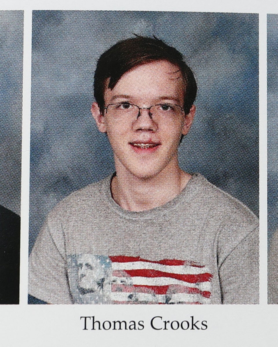 Foto de Thomas Matthew Crooks en el anuario escolar del año 2020 del instituto al que asistía. Fue identificado por el FBI como el responsable del atentado llevado a cabo el sábado contra el expresidente Donald Trump