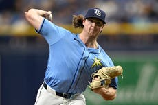 Rays superan 2-0 a unos tribulados Guardianes para ganar dos de tres en la serie