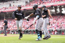 Edwards pega un sencillo remolcador y Marlins superan 3-2 a Rojos