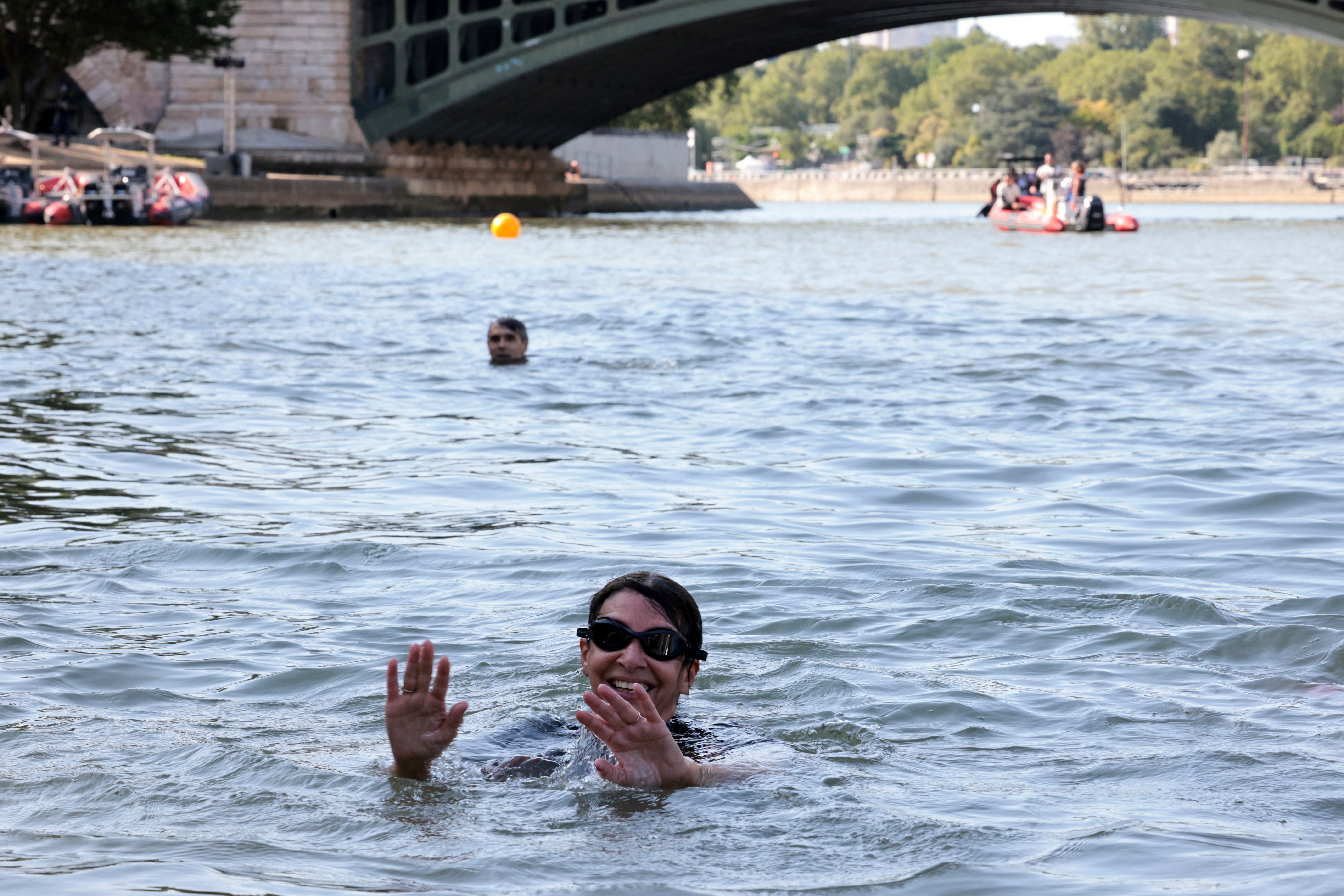 PARÍS-SENA AGUA