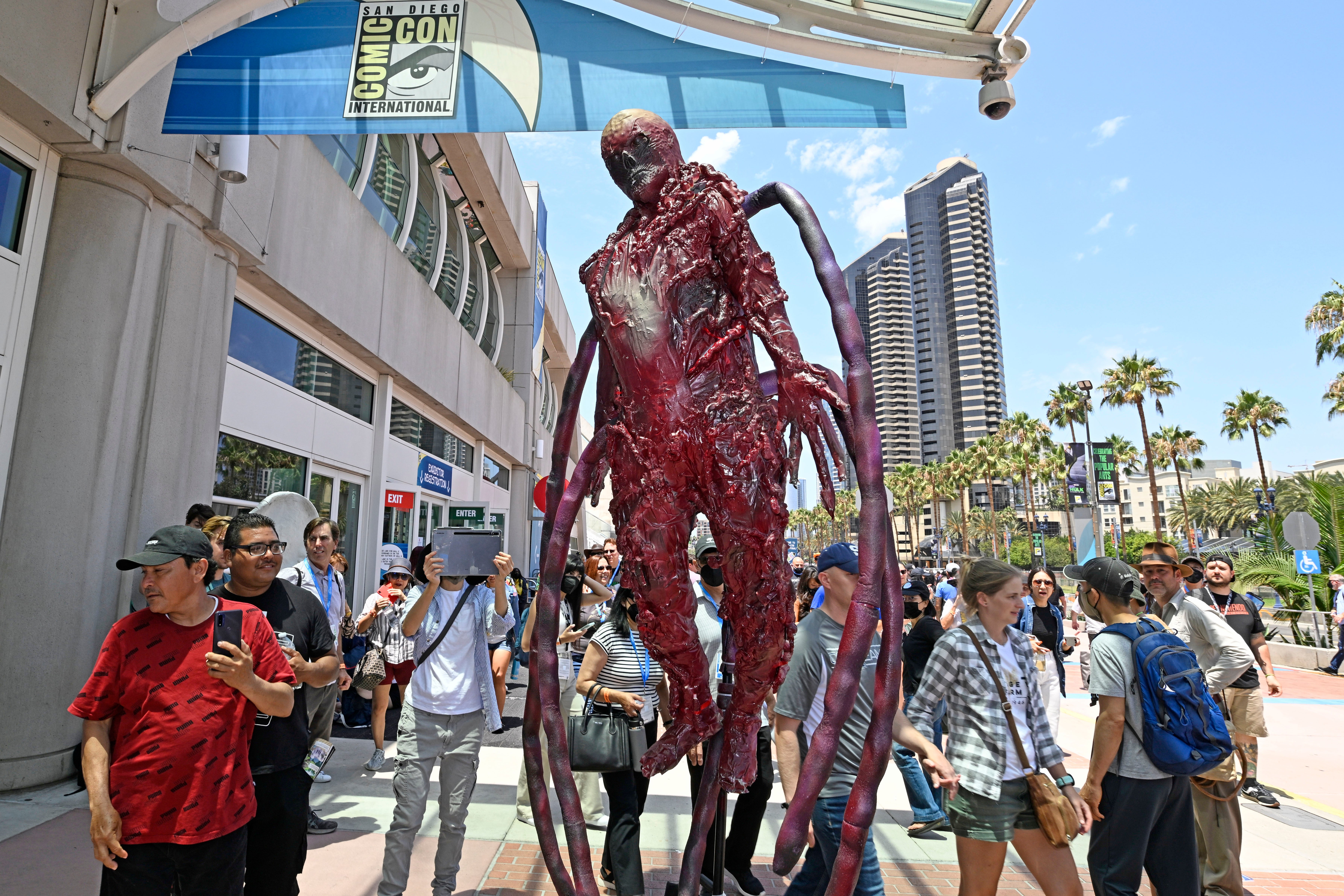 COMIC-CON