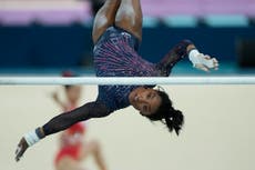 Biles presenta una nueva habilidad que podría llevar su nombre en las barras asimétricas