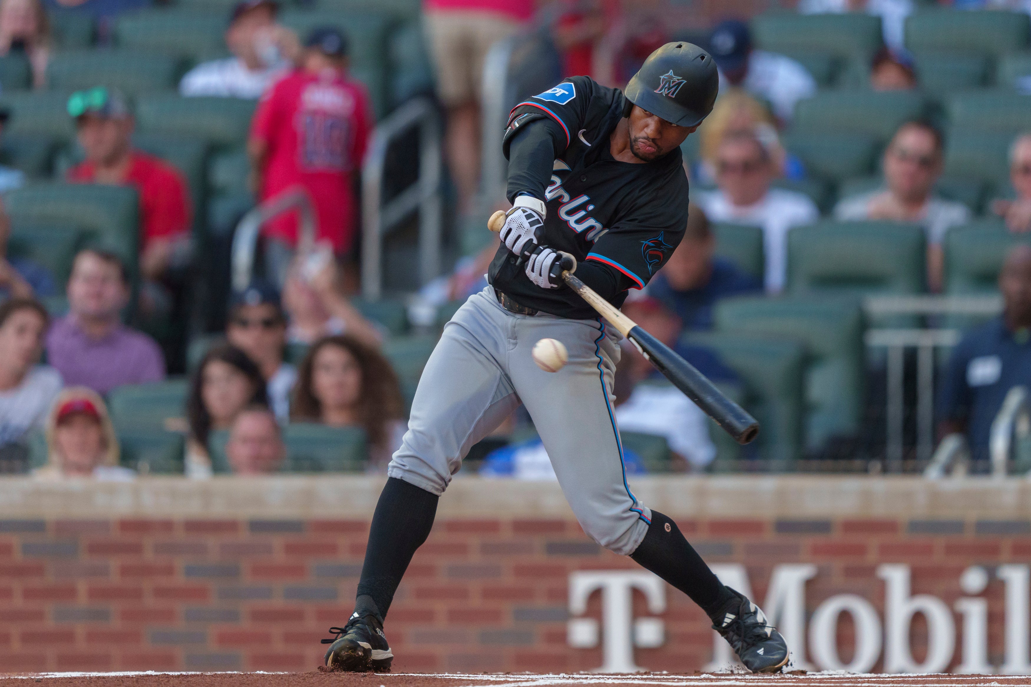 MARLINS-BRAVOS