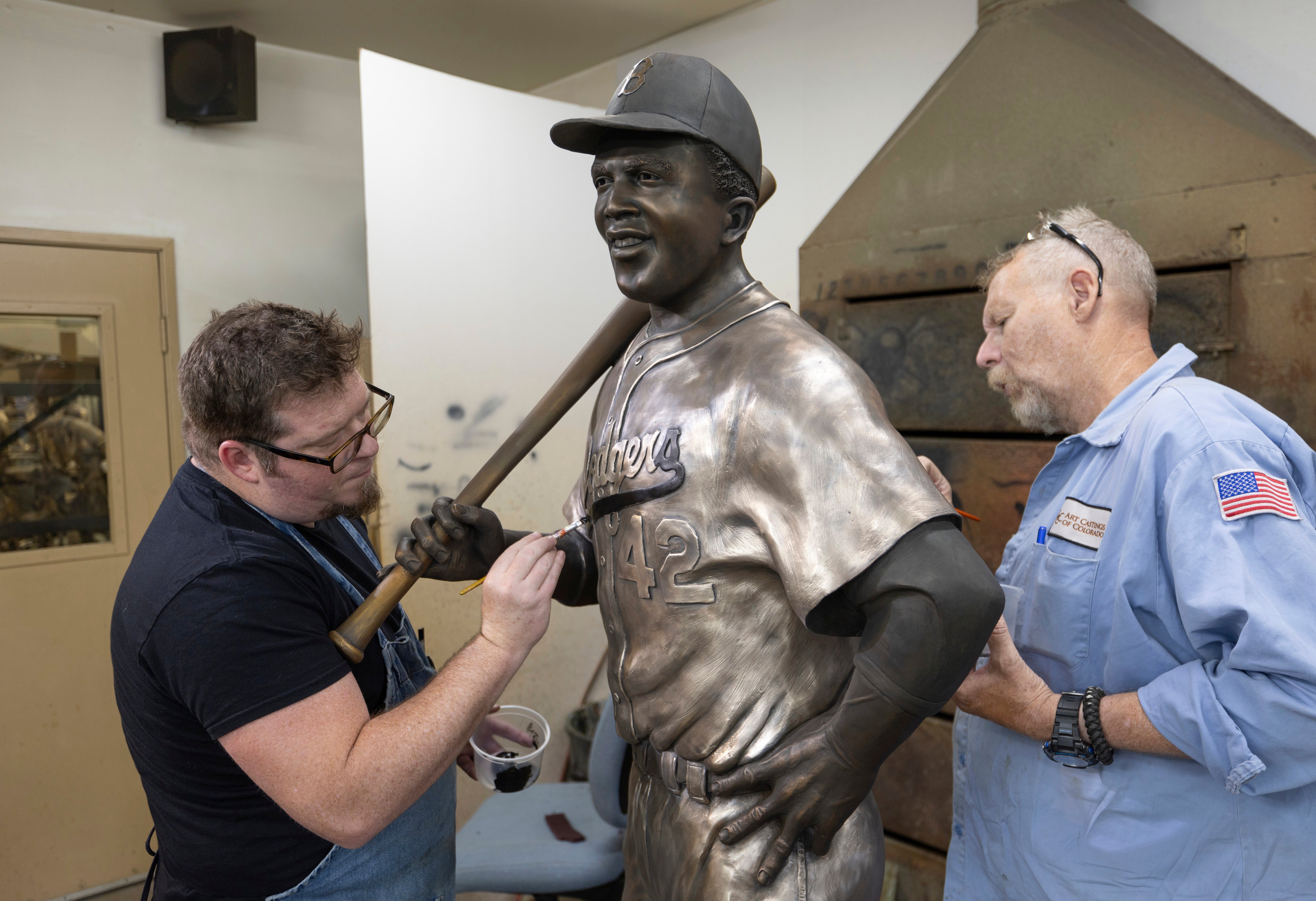 JACKIE ROBINSON ESTATUA ROBADA