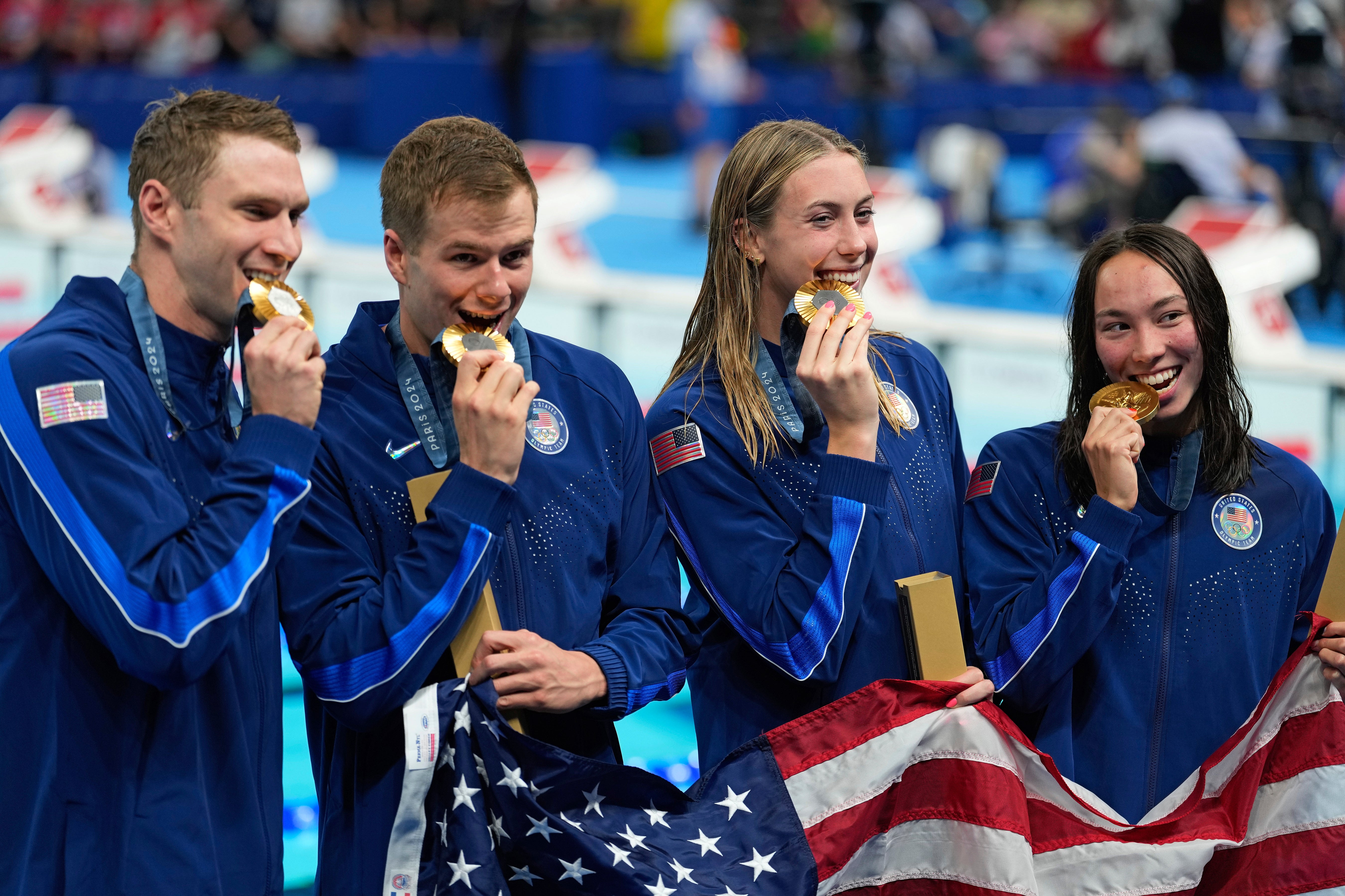 PARÍS NATACIÓN