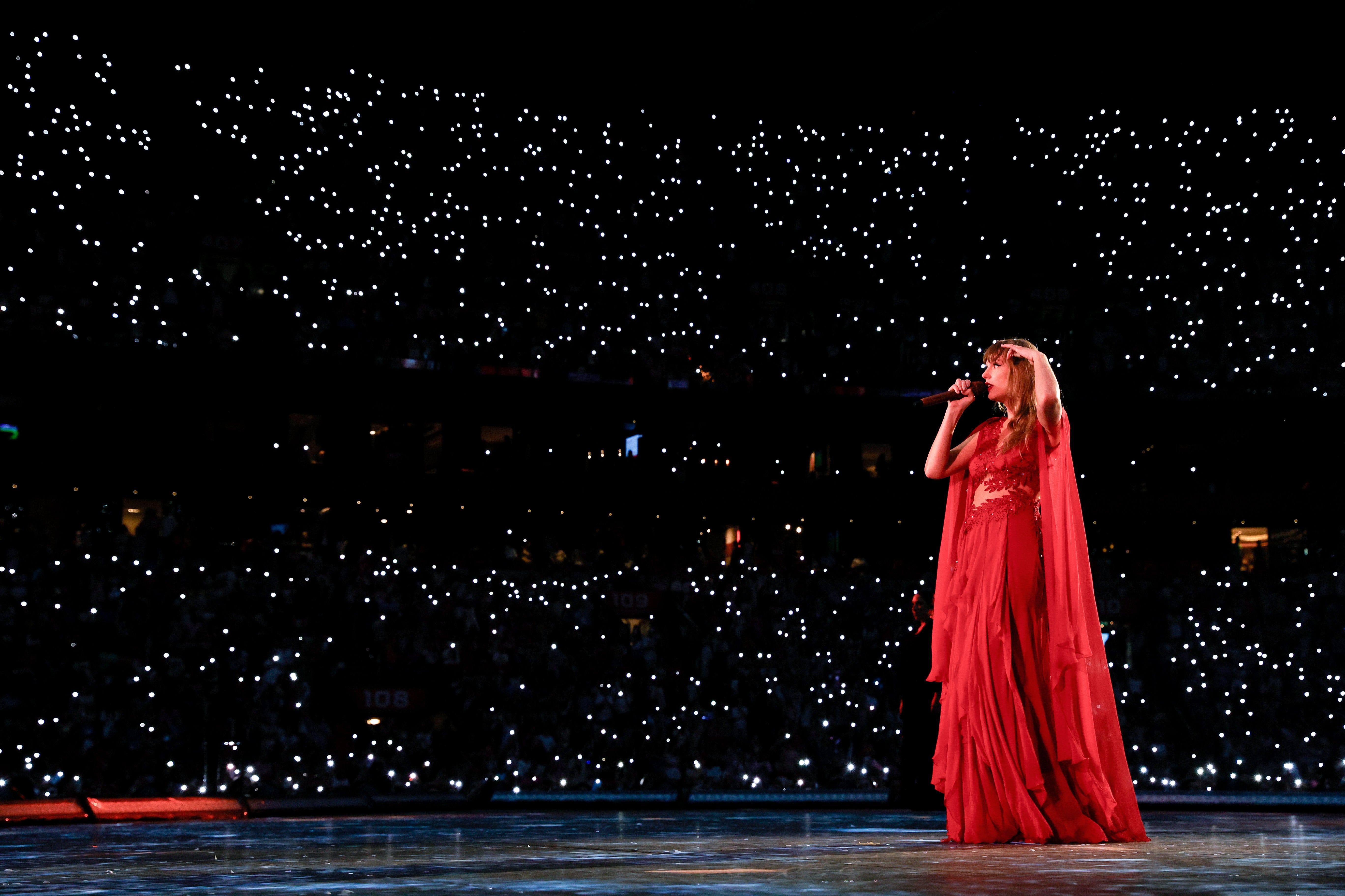 Taylor Swift, fotografiada en un concierto en Ámsterdam el 5 de julio, seguirá adelante con sus espectáculos de Viena (Austria) esta semana, según informó la policía