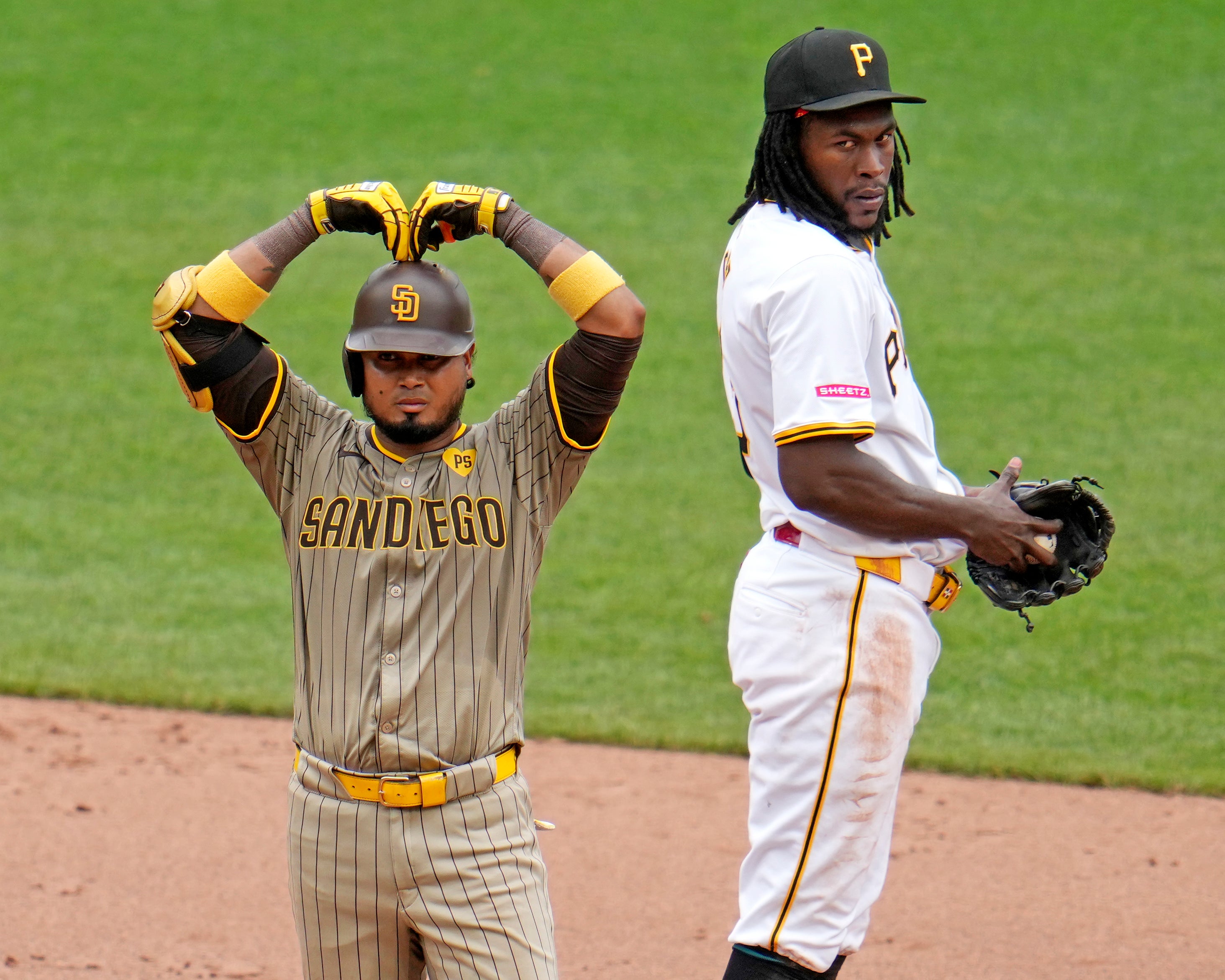 PADRES-PIRATAS