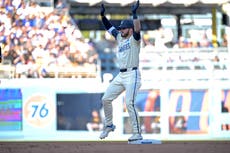 Con 3 remolcadas de Lux y jonrón de Hernández, Dodgers vencen 4-1 a Piratas