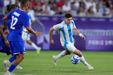 Delantero argentino Julián Álvarez se une al Atlético de Madrid procedente del Manchester City