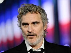 Joaquin Phoenix abandona película sobre romance gay y enfrenta posibles demandas