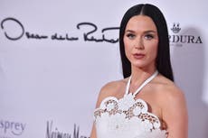 España investigará video de Katy Perry grabado en espacio protegido presuntamente sin autorización