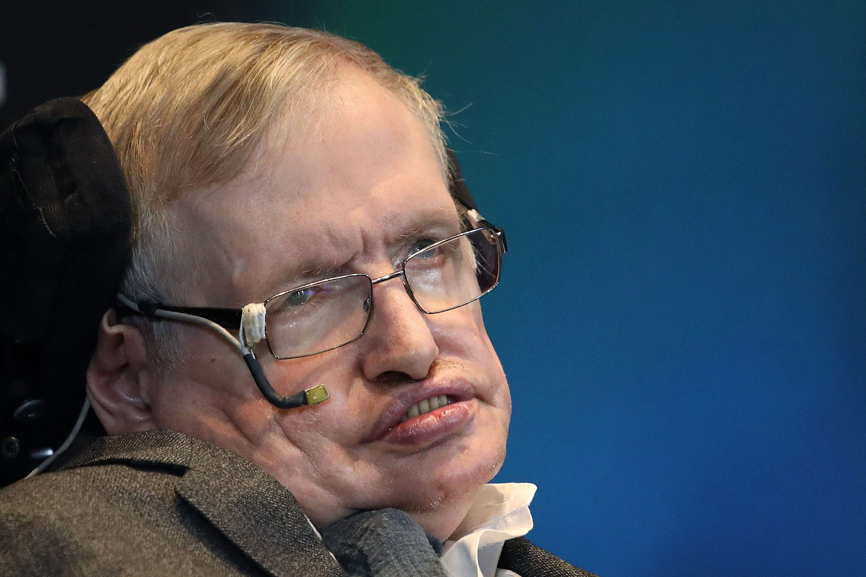 La escalofriante advertencia que Stephen Hawking lanzó antes de morir